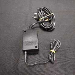 AC-DC ADAPTER COMPLET GAME BOY COLOR -Labyrinthe ac dc adapter complet game boy color 17