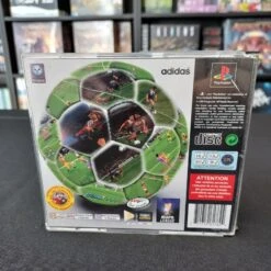 Labyrinthe -Labyrinthe adidas power soccer complet ps1 1