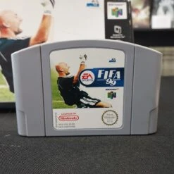 FIFA 99 COMPLET FRA NINTENDO 64 -Labyrinthe fifa 99 complet fra nintendo 64 9