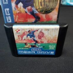 INTERNATIONAL SUPERSTAR SOCCER DELUXE COMPLET MEGA DRIVE -Labyrinthe international superstar soccer deluxe complet mega drive 6
